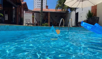 Casa com 3 dormitórios à venda, 220 m² por R$ 1.200.000,00 - Balneário Flórida - Praia Grande/SP