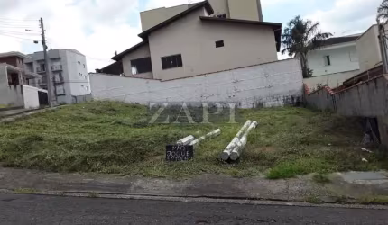 Terreno à venda no Village São Luiz, Poços de Caldas  por R$ 370.000
