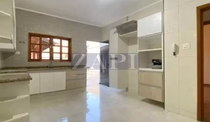 Casa com 3 quartos à venda no Jardim Amaryllis, Poços de Caldas  por R$ 850.000