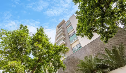 Sta. Helena,  garden, 2 quartos, suíte,home office, varanda, 2 vagas, elevador