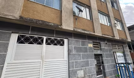 Eldorado, 3 quartos, garagem, 1 por andar. Venha conferir.