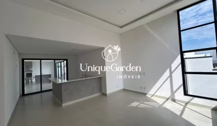 Casa em condomínio à venda em São José dos Campos-SP: 3 quartos, 1 suíte, 2 salas, 2 banheiros, 2 vagas de garagem, 180 m² de área.