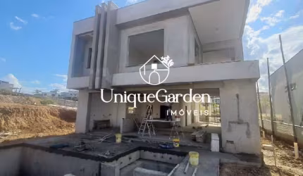 Luxuosa mansão de 5 quartos e 5 suítes no Urbanova, São José dos Campos-SP: 430m², 2 salas, 2 banheiros e 2 vagas de garagem!