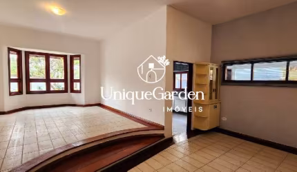 Casa em Condomínio de Alto Padrão no Urbanova, São José dos Campos-SP: 4 Quartos, 1 Suite, 3 Salas, 2 Banheiros, 2 Vagas, 192 m².