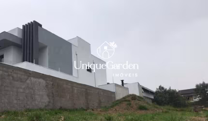 Terreno à venda em Jacareí-SP, bairro Loteamento Villa Branca, 250m² de área! Venha conferir!