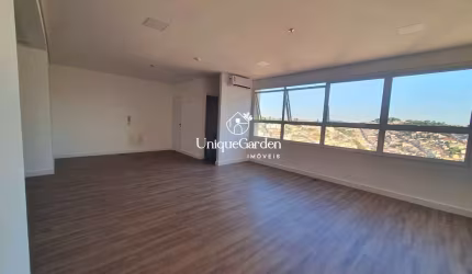 Sala comercial com 1 sala para alugar na Rua Tiradentes, 299, Centro, Jacareí, 51 m2 por R$ 2.400