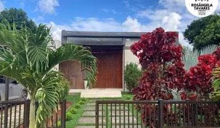 Casa à venda em Condomínio, com 180m²,  3 dormitórios  2 suítes sendo 1 master, lavabo, 2 vagas cob