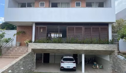 Casa à venda,415 m2 de área construída , 520 m2 , Nascente, garagem coberta para 4 carros, Alphavil