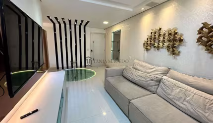 Apartamento à venda com 198m², 3 dormitórios sendo 2 suítes, mobiliado, área de fitness, área verde