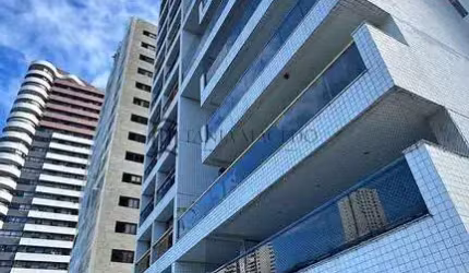 Apartamento à venda com 200m², 4 quartos sendo 2 suítes, Wc social, Sala 3 amb, varanda, cozinha e