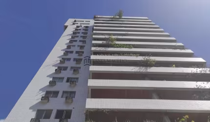 Apartamento à venda com 185m², 4 quartos sendo 2 suítes, sala 3 amb, Wc social, varanda em L, depen