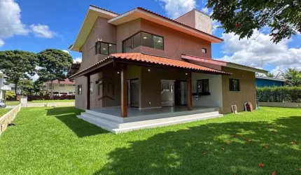 Casa Tulipa à venda 228m², 4 dormitórios, sendo 4 suítes e 1 master, varanda, Aldeia, PE