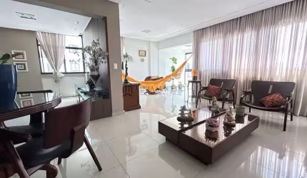 Apartamento à venda com 160m², 4 quartos sendo 1 suíte e 2 vagas no Edf. Etienne, Graças, Recife, P