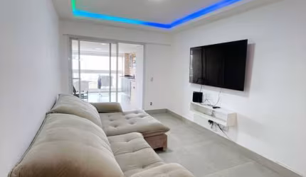 Belíssimo apartamento na Asturias para locação anual com vista para o mar