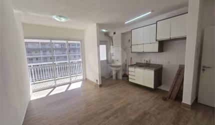 Apartamento com 1 quartos para locação em Vila Mathias - SP