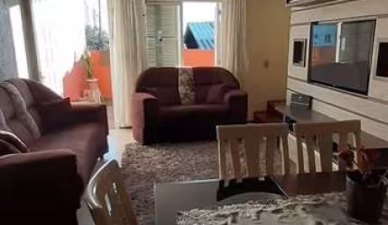 Casa com 2 quartos à venda na Rua Iara Stumpf Vanazzi, 188, Colina do Sol, Caxias do Sul, 75 m2 por R$ 260.000