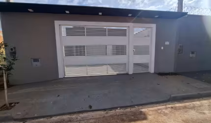 Casa tipo para venda com 2 quartos, 48m²