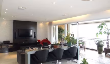 OPORTUNIDADE UNICA! APARTAMENTO com 230m² para VENDA!! VENHA CONHECER!