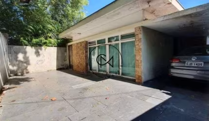 Casa de Luxo Pronta para Morar na Vila Romana, 4 Quartos, 2 Suítes e 4 Vagas