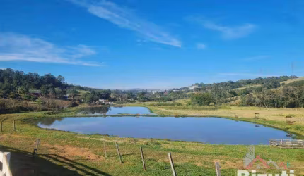 CHACÁRA À VENDA EM BRAGANÇA PAULISTA-SP.
