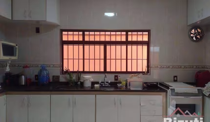 Casa à venda Vila Jeriva - Várzea Paulista / São Paulo