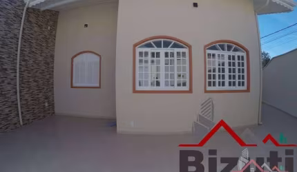 Casa a venda e locação  em Jundiaí-SP
