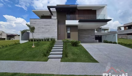 Casa a venda em Alphaville Jundiaí-SP