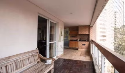 LINDO APARTAMENTO COM VARANDA GOURMET