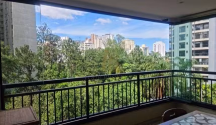APARTAMENTO COM VARANDA GOURMET