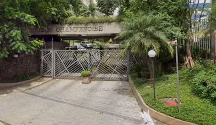 APATAMENTO COM 4 DORMITÓRIOS AO LADO DA ESCOLA GRADED.