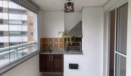 APARTAMENTO COM VARANDA GOURMET