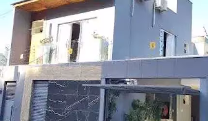CASA 3 QUARTOS 1 SUITE