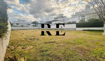 Terreno à venda na Rua das Baúnas, 10, Jurerê Internacional, Florianópolis por R$ 4.000.000