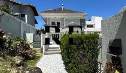 Casa com 5 quartos para alugar na Rua Júlio Vieira, 89, João Paulo, Florianópolis por R$ 16.000