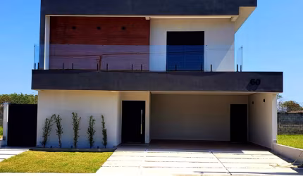 Casa nova à venda em condomínio em Taubaté