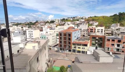Casa Região de Ipatinga, Bairro Cidade Nova. Cód. K222. Piso porcelanato, 2 vagas. Quintal