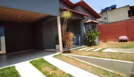 Casa B. Cidade Nova. Cód. K092, 3 qts/suíte, 135 m², 3 vgs , quintal. Região de Ipatinga