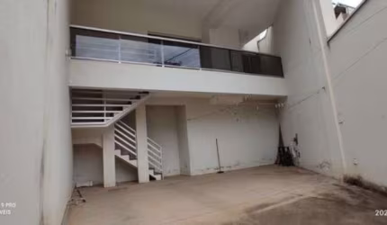 Casa Bairro Cidade Nova. Cód. K180. 3 qts/2suíte, 168,55 m², duas sacadas. Região de Ipatinga
