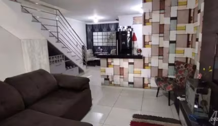 Casa Bairro Cidade Nova. Cód. K151. Piso em porcelanato, moveis planej. Região de Ipatinga