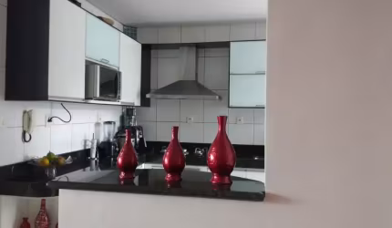 Apartamento Bairro Veneza. Cód. A088. 3 quartos/suíte, sacada, 98 m². Perto do centro comercial.