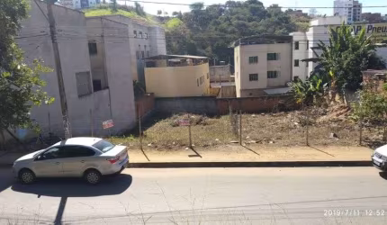 Lote no Bairro Cidade Nova (Avenida). CÓD. L045, 339 m², registrado. Região de Ipatinga.