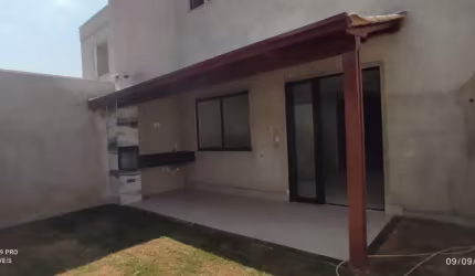 Casa Bairro Vila Ipanema. Cód. K230, 3 Quartos/2 suites, Quintal, 2 vgs paralelas .