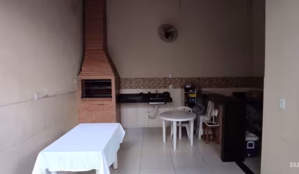 Casa Bairro Cidade Nova, Cód. K132 3 quartos/suíte, 120 m², Área gourmet com churrasqueira e fogão. Região de Ipatinga