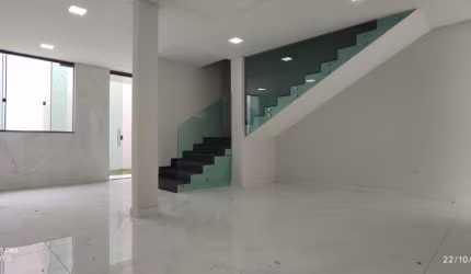 Casa Bairro. Cód. K232. 3 qts/suíte, perto da avenida principal e da escola. Exclente localização. Região de Ipatinga