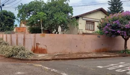 R Chavantes, casa c/ 02 quartos