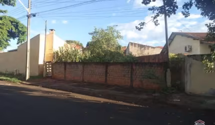 Terreno Comercial na Av Pedro Carrasco Alduan - ZC04