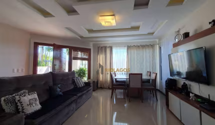 Casa com 3 dormitórios à venda, 144 m² por R$ 690.000,00 - Guriri - Cabo Frio/RJ