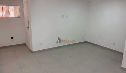 Apartamento com 1 dormitório para alugar, 50 m² por R$ 2.600,00/mês - Jardim Flamboyant - Cabo Frio/RJ