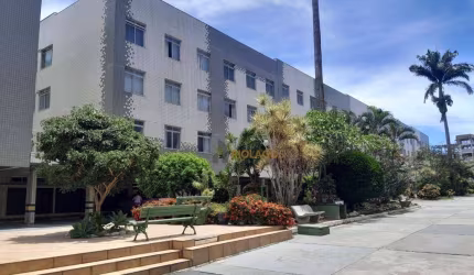 Apartamento com 2 dormitórios à venda, 70 m² por R$ 380.000,00 - Praia do Forte - Cabo Frio/RJ
