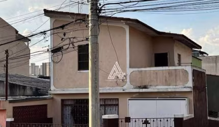 Sobrado e ótima localização para venda